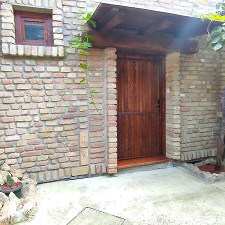 Wood House Διαμέρισμα Ρούμα Εξωτερικό φωτογραφία