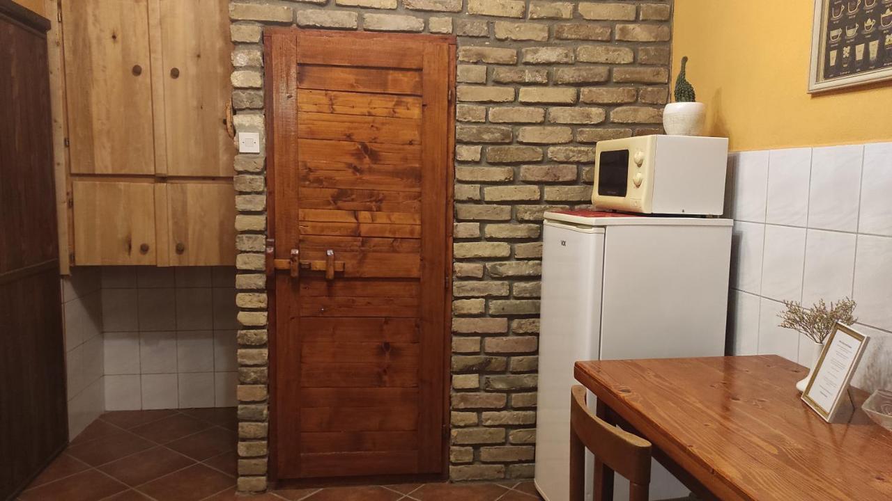 Wood House Διαμέρισμα Ρούμα Εξωτερικό φωτογραφία